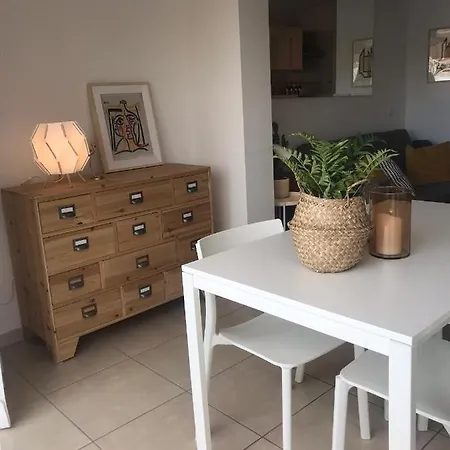 Bohemian Paradise Apartment *
